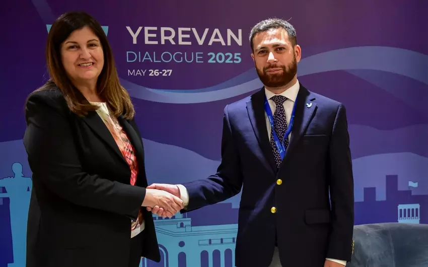 İrəvanda Ermənistan və Fələstin rəsmiləri arasında görüş keçirildi