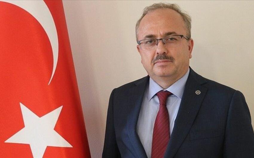 Birol Akgün Azərbaycanı təbrik etdi