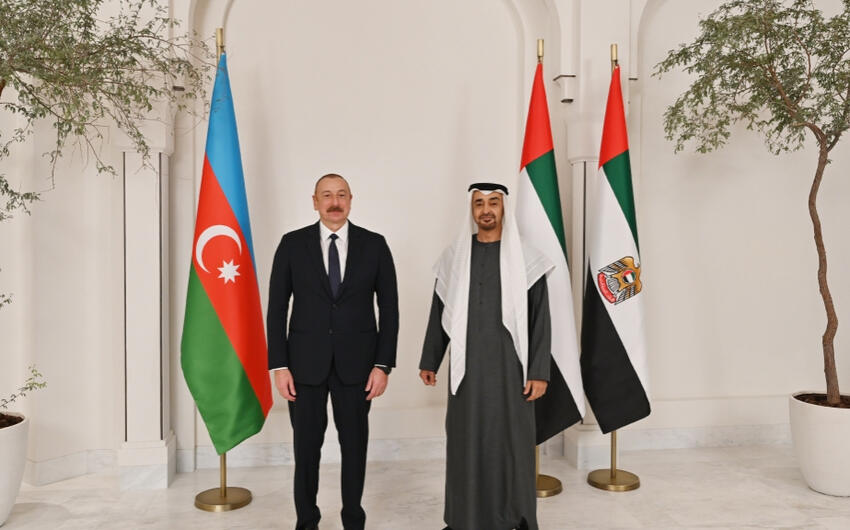 Prezident İlham Əliyev ilə BƏƏ prezidenti arasında telefon danışığı oldu