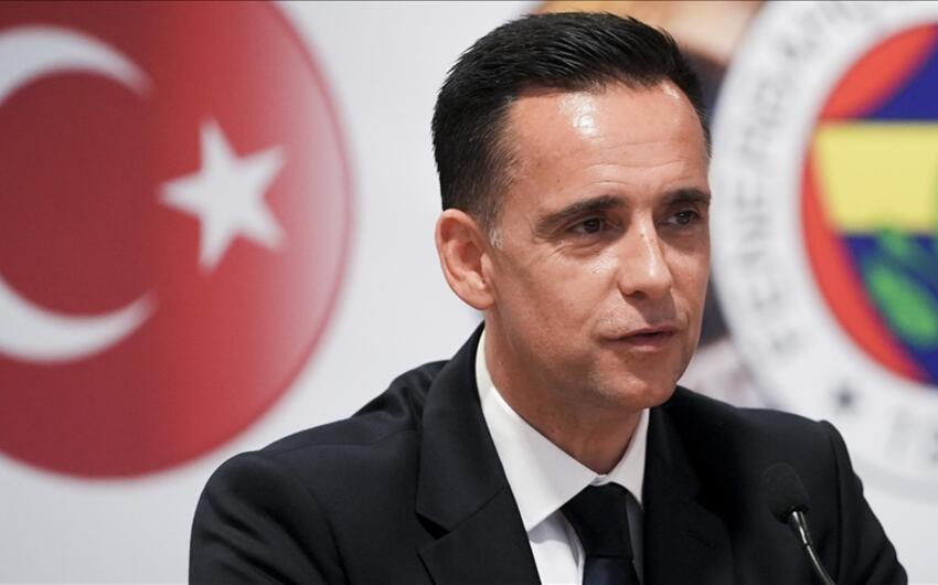 "Fənərbağça" idman direktoru ilə yollarını ayırdı