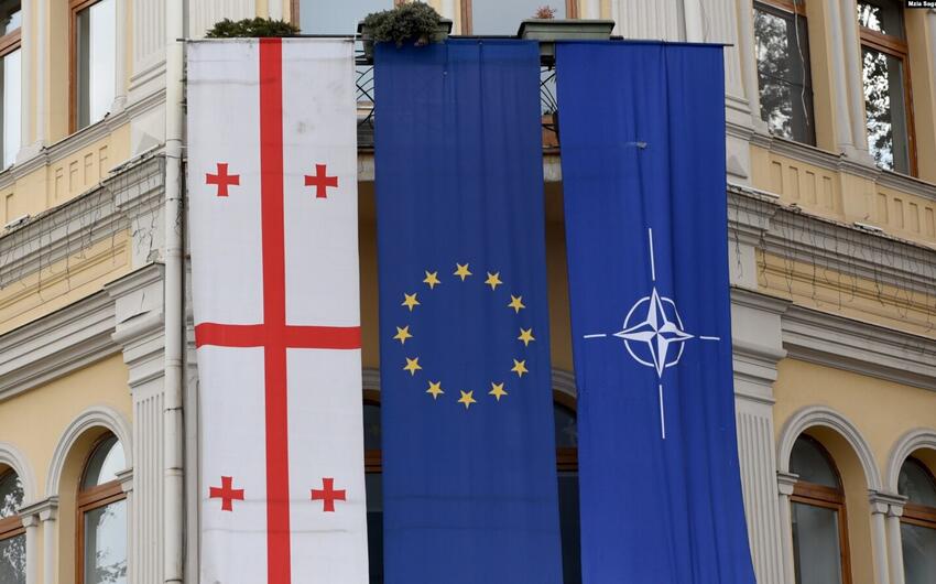 Tbilisidə NATO və Aİ mərkəzi bağlanır