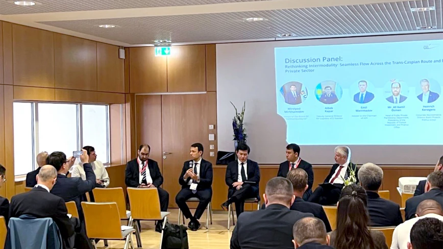 ADY sədrinin müşaviri Münhendə Orta Dəhliz üzrə görülən işlərdən danışdı - FOTO