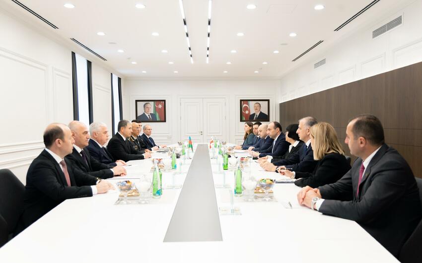 Vilayət Eyvazov gürcüstanlı həmkarı ilə görüşdü -