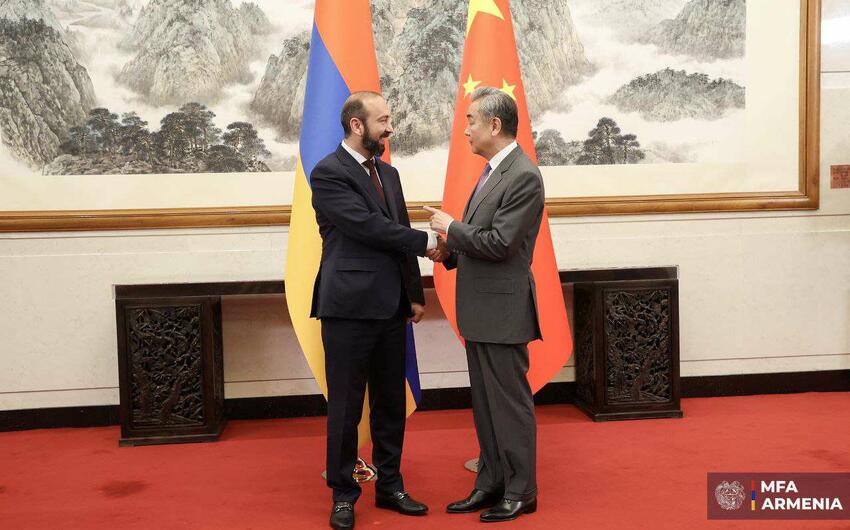 Ermənistan və Çin XİN başçıları görüşdü