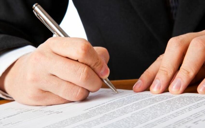 Dövlət qulluğuna qəbul üzrə test imtahanı keçirildi