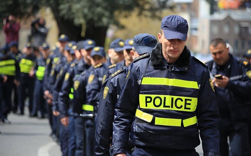 Gürcüstanda polisə əcnəbilərin yaşayış yerlərini yoxlamaq səlahiyyəti verildi