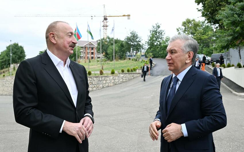 İlham Əliyev və Şavkat Mirziyoyev Xankəndidə “Businesstex JV” tikiş fabriki ilə tanış oldular -