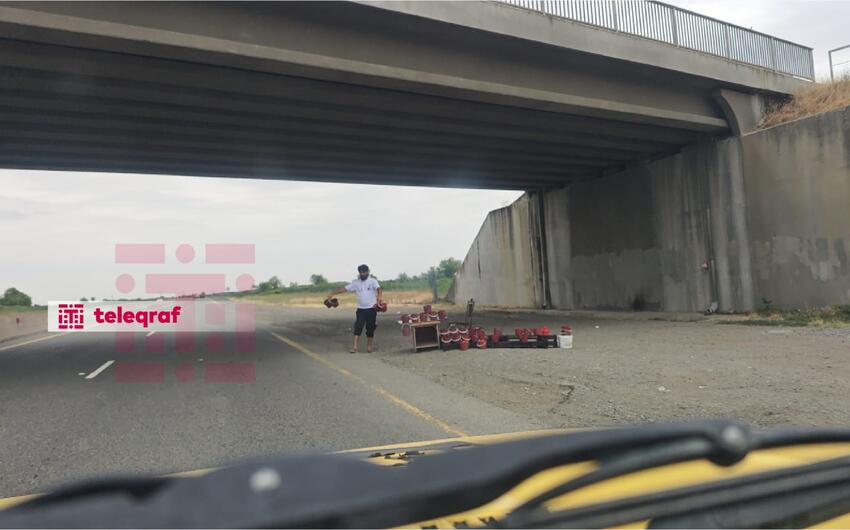 Lənkəranda yolkənarı ticarət: