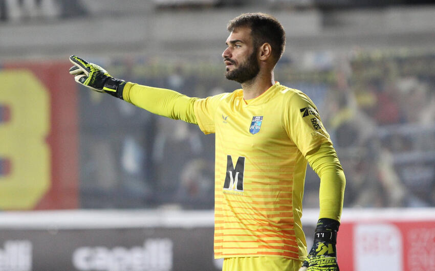 "Zirə"nin rəqibi millinin qapıçısını transfer etdi