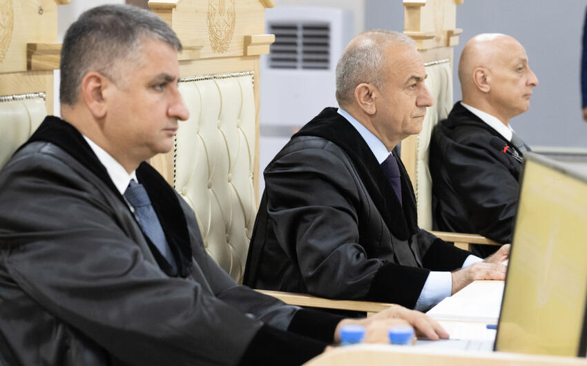 Ermənlərin azərbaycanlı əsirlərə işgəncə verdikləri kadrlar məhkəmədə nümayiş etdirildi -