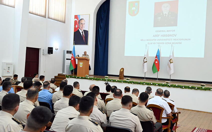 “Qərargah zabiti kursu”nun buraxılış mərasimi keçirildi