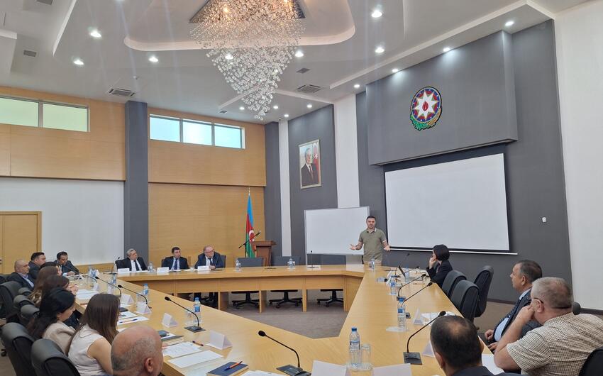 Hakimlər üçün “Stresin idarə olunması” təlimi keçirildi