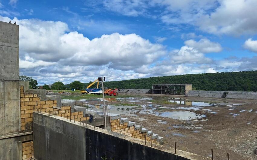Qusar şəhər stadionu Gənclər və İdman Nazirliyinə verildi -