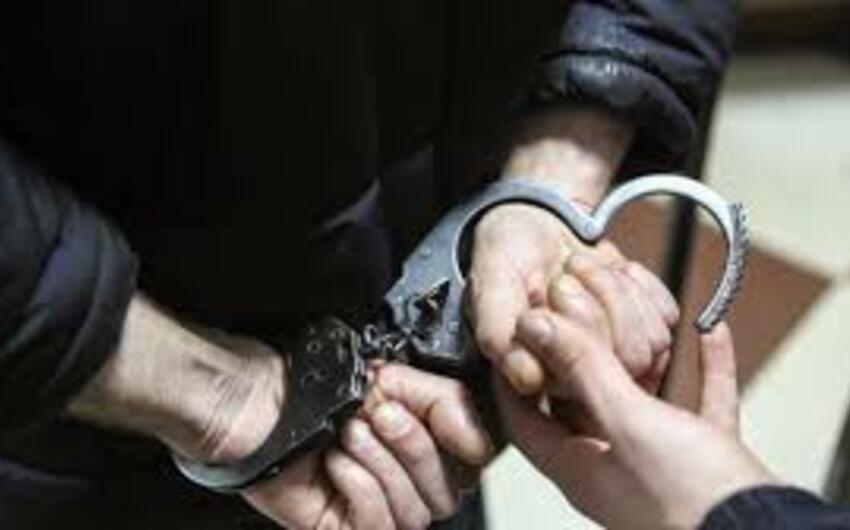 Bakıda 10 min manatlıq oğurluq edənlər saxlanıldı