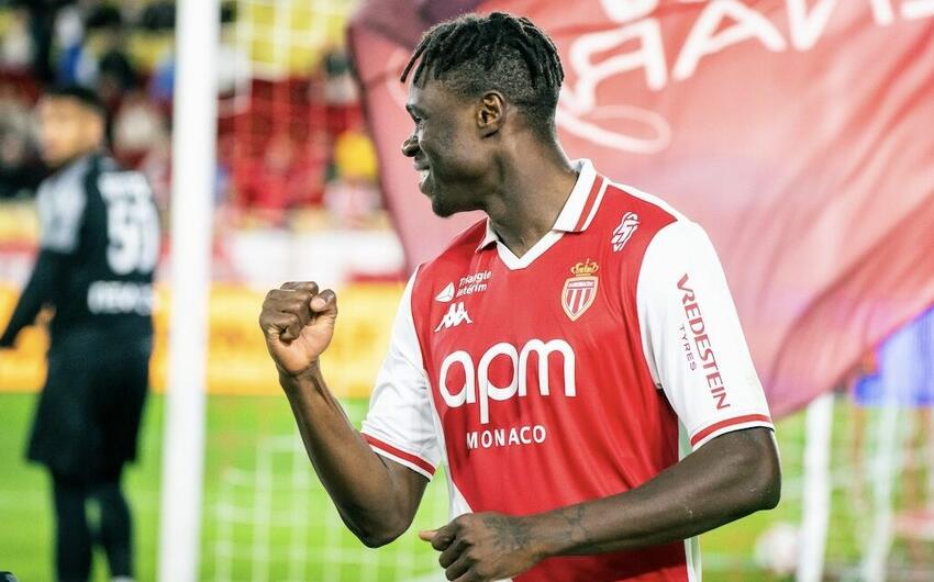 "Qalatasaray"ın yeni transfer hədəfi bilindi