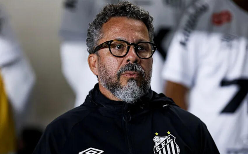 Neymarın klubu baş məşqçini qovdu