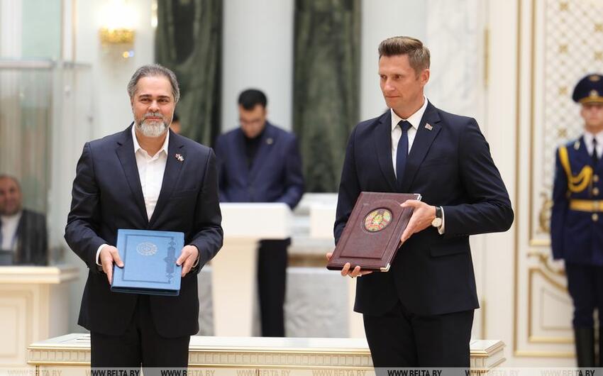 İran və Belarus arasında 12 əməkdaşlıq sənədi imzalandı
