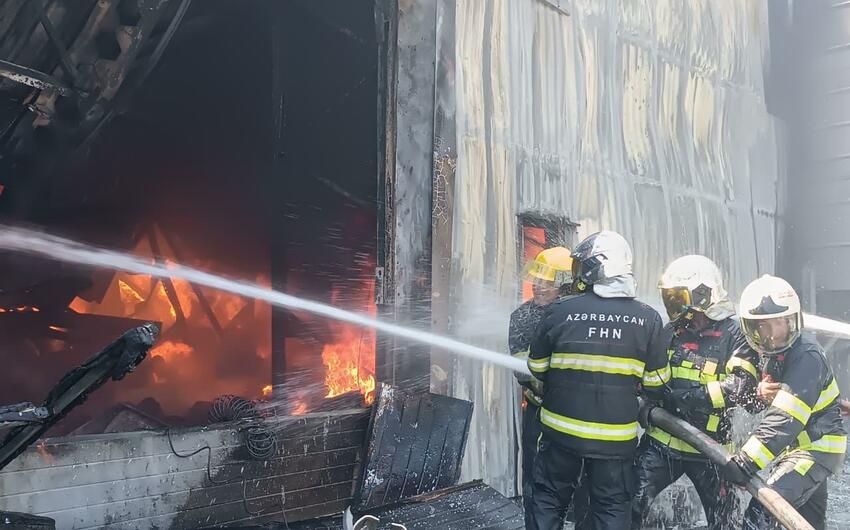 Abşeronda boya istehsalı zavodundakı yanğın söndürüldü -