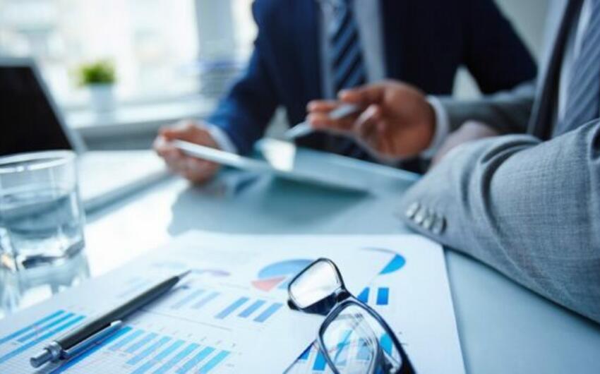 Birinci yarımildə elektron satınalmaların həcmi 12 %-dən çox artdı