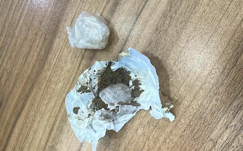 Cəzaçəkmə müəssisəsinə narkotik keçirilməsinin qarşısı alındı