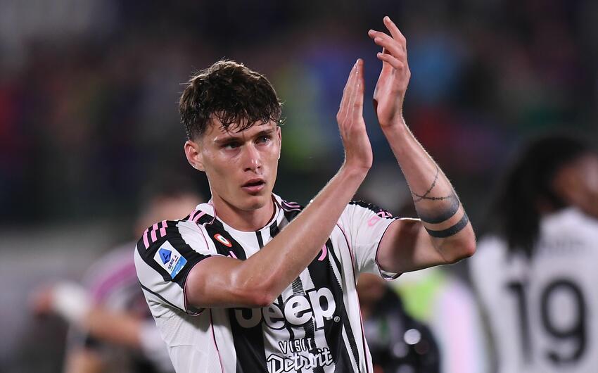 "Yuventus" futbolçusu üçün 18 milyon avro tələb edir