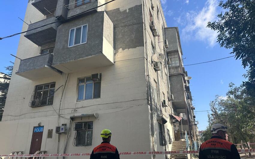 Bakıda uşaq 5-ci mərtəbədən yıxılıb, vəziyyəti ağırdır