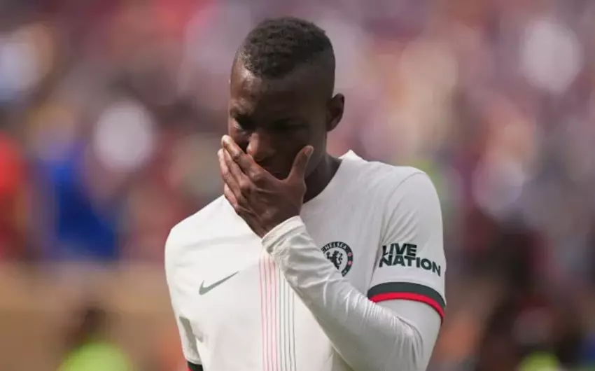 “Çelsi” Nikolas Ceksonun yerinə hücumçu axtarır