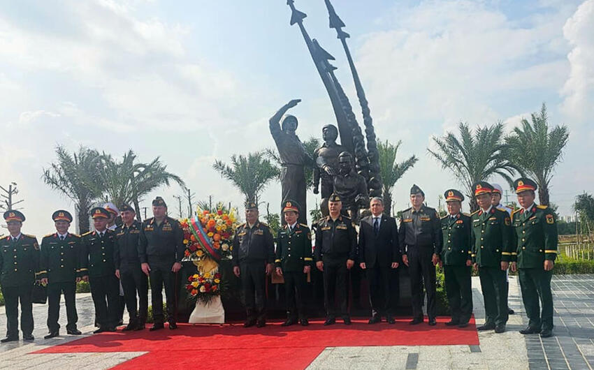 Zakir Həsənov Vyetnamda təntənəli mərasimdə iştirak etdi