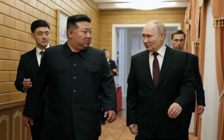 Kimin böyük qorxusu: Putinlə görüşdən sonra toxunduğu hər yeri sildilər -