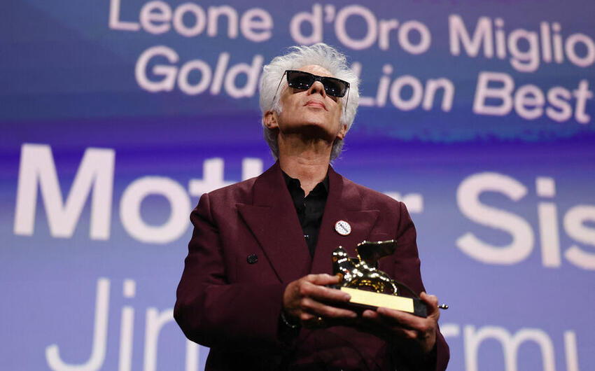 Cim Carmuşun filmi Venesiya Film Festivalının baş mükafatını qazandı