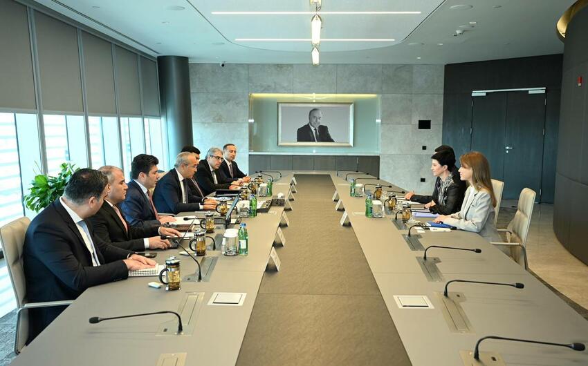 İqtisadiyyat Nazirliyi "VISA" şirkəti ilə Anlaşma Memorandumu imzaladı