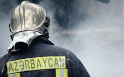 Yevlaxda yaşayış binasında yanğın: