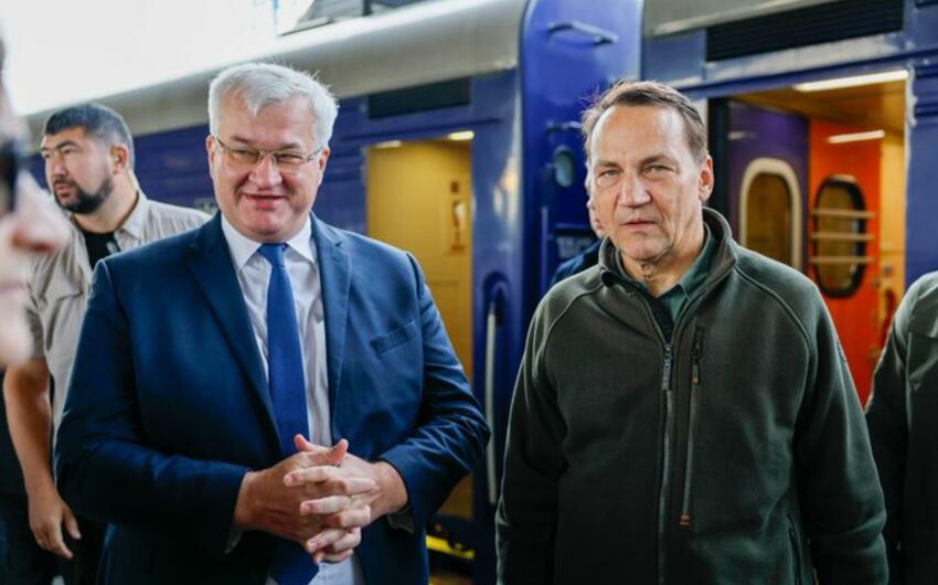 Polşa XİN rəhbəri Ukraynaya səfər etdi