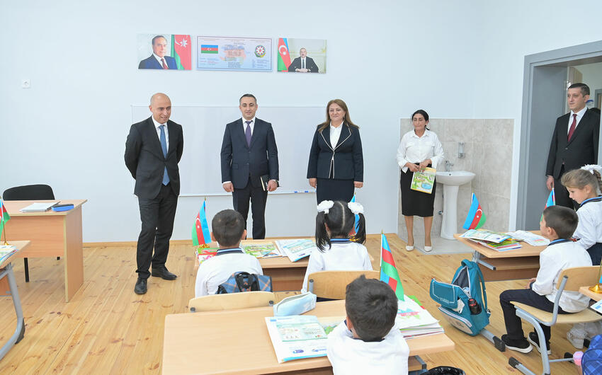 Elm və təhsil naziri Xıdırlı kənd tam orta məktəbində olub