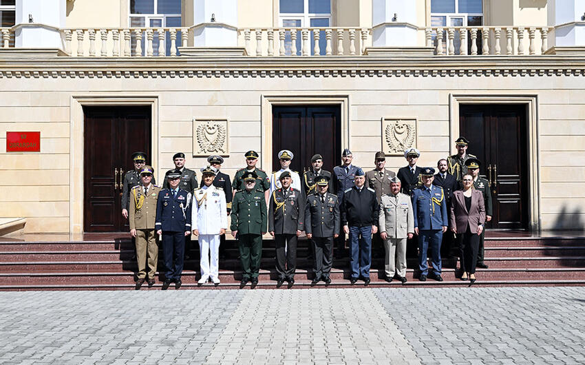 Xarici ölkələrin hərbi attaşeləri Heydər Əliyev adına Hərbi İnstitutda olublar