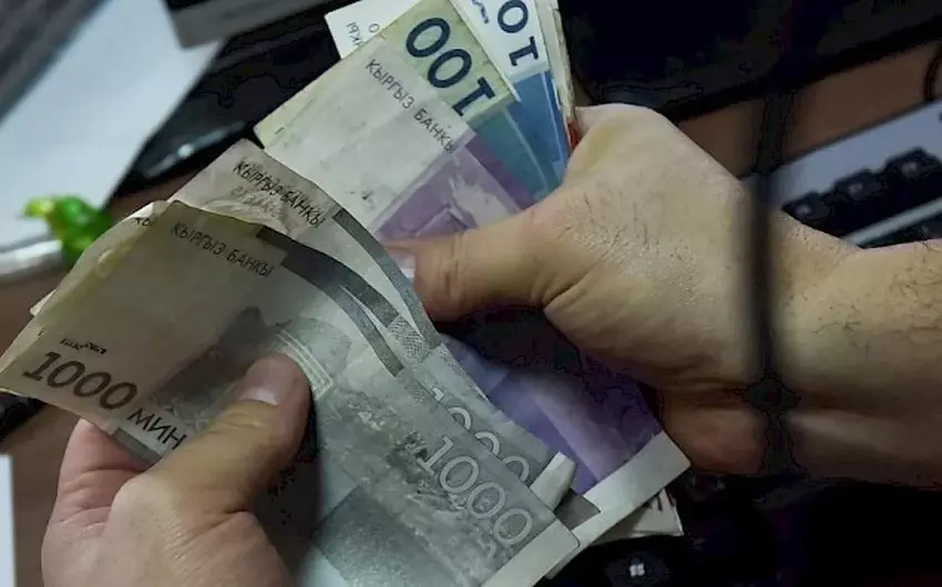 Qırğızıstanda on uşağı olan ailələrə 2 milyon veriləcək
