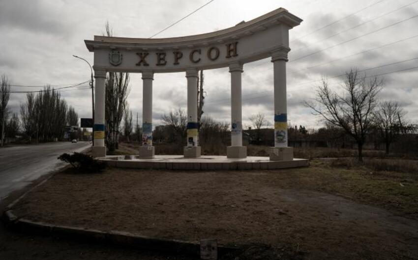 Rusiya Xersona kütləvi aviazərbələr endirdi