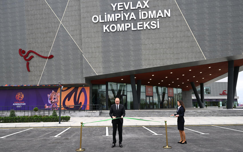 Prezident Yevlax Olimpiya İdman Kompleksinin açılışını etdi