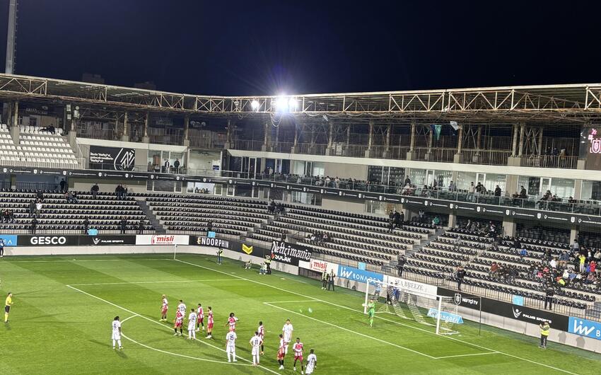 Premyer Liqa: “Neftçi” “Karvan-Yevlax”la heç-heçə etdi