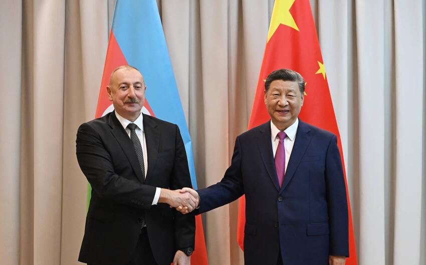 Prezident İlham Əliyev Si Cinpini təbrik etdi