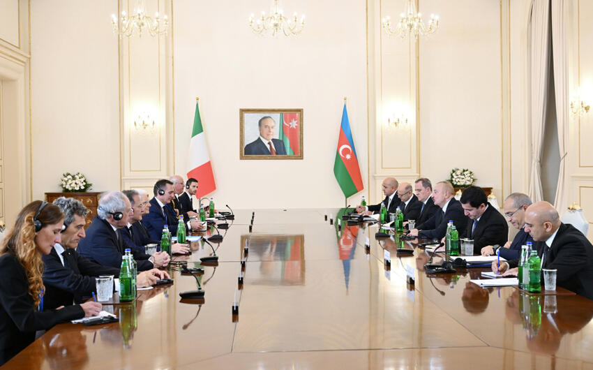 İlham Əliyevin Sercio Mattarella ilə geniş tərkibdə görüşü olub -
