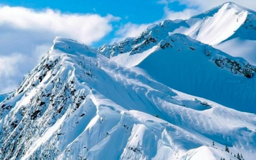 Kəlbəcər və Şahdağa qar yağdı -