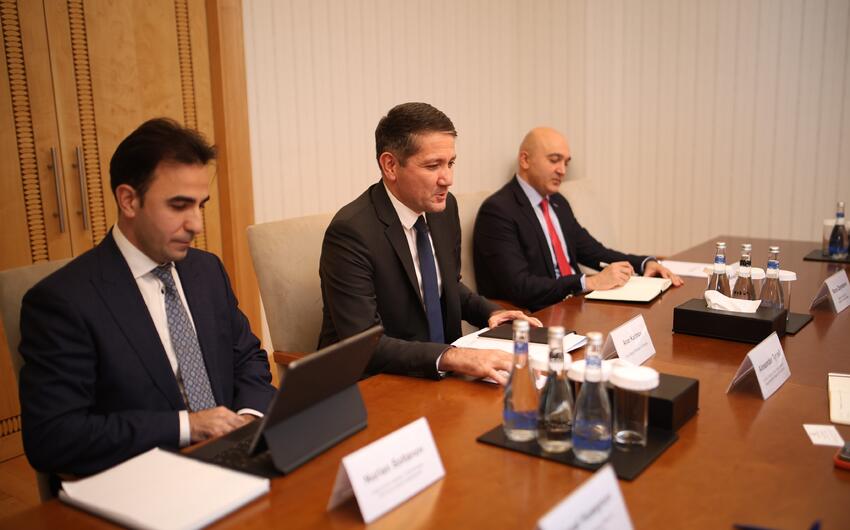 Böyük Britaniya ilə iqtisadi və maliyyə sahəsində əməkdaşlıq müzakirə edildi