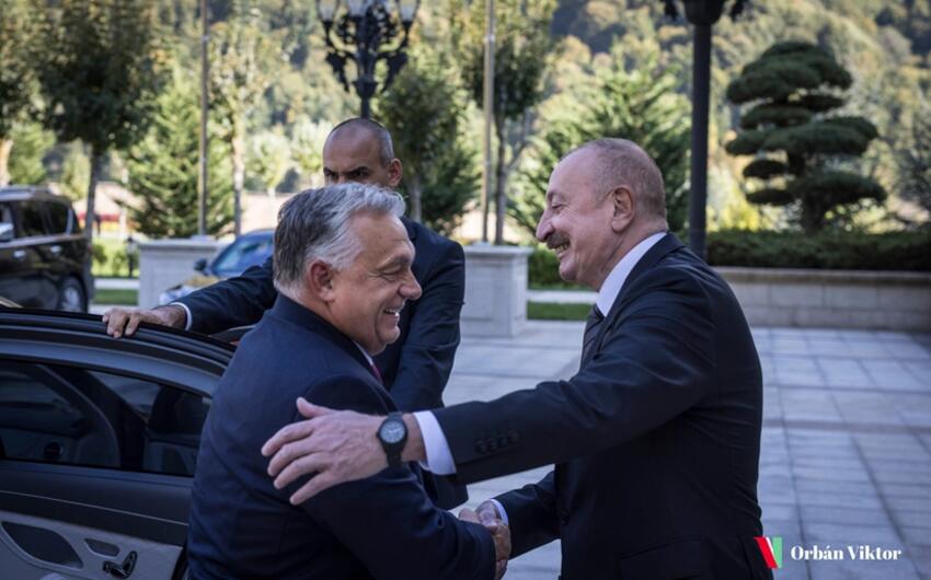 Macarıstanın Baş naziri Prezident İlham Əliyev ilə görüşündən paylaşım etdi