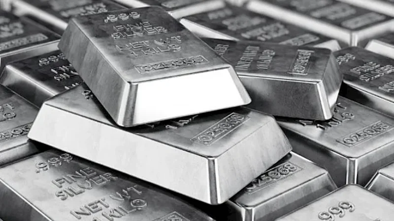 Gümüş 50 dollara yaxınlaşır: bazarda tələb artır, təklif isə azalır
