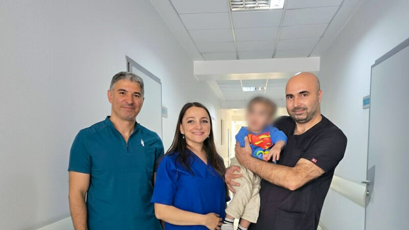 Dövlət Komitəsi Ağdamda atası tərəfindən döyülən azyaşlı ilə bağlı məlumat yaydı