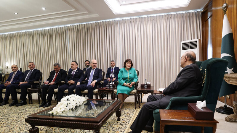 Pakistan Prezidenti Sahibə Qafarovanı qəbul etdi