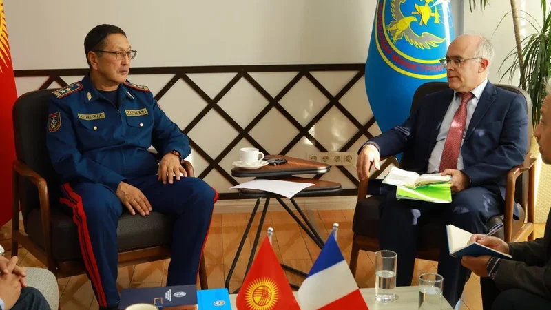 Qırğızıstan və Fransa mülki müdafiə əməkdaşlığını müzakirə etdi