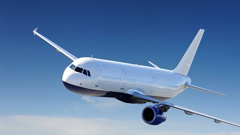 Hava nəqliyyatı ilə sərnişin daşımaları artıb, yükdaşıma azalıb