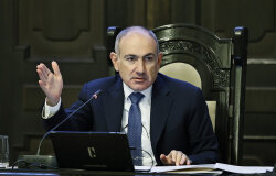 Paşinyan: "Rusiya ilə döyüşməyəcəyik"